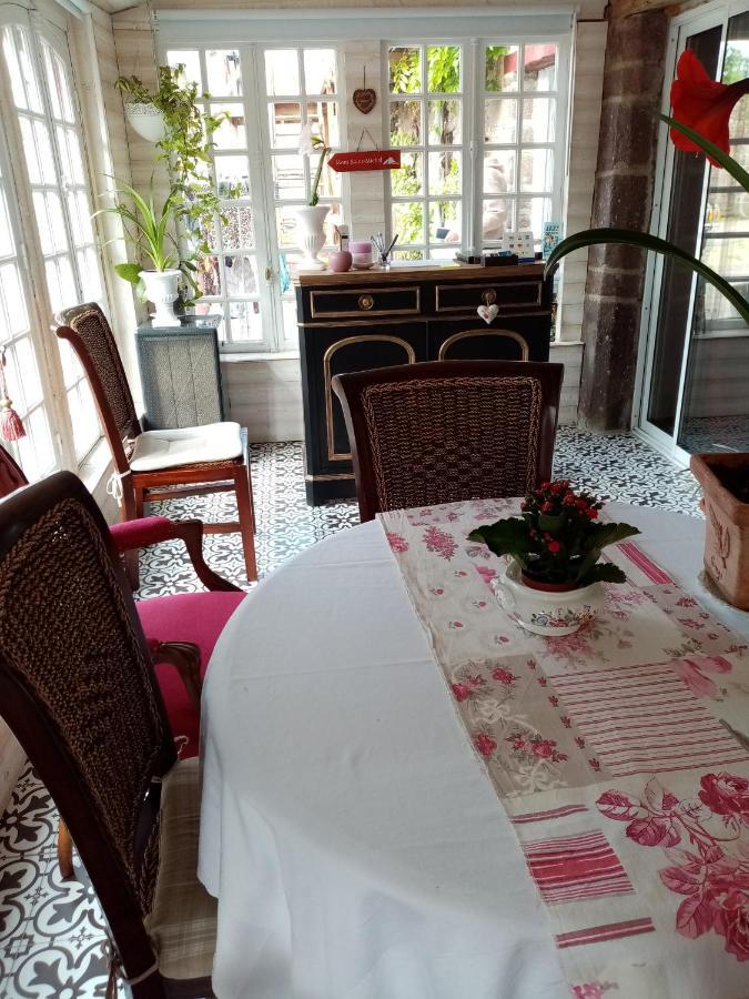 Chambre D'Hotes Acces Separe Et Possibilite Table D'Hotes Sur Reservation Apartment Ver  Exterior photo
